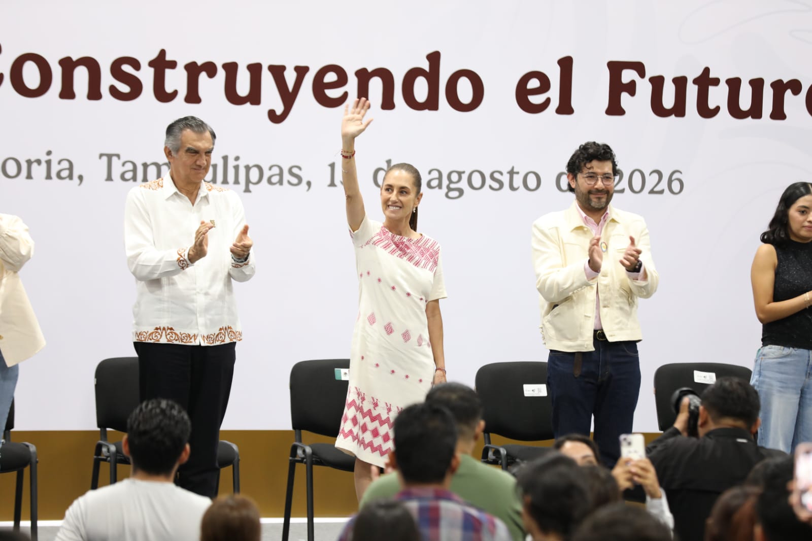 Jóvenes Construyendo el Futuro